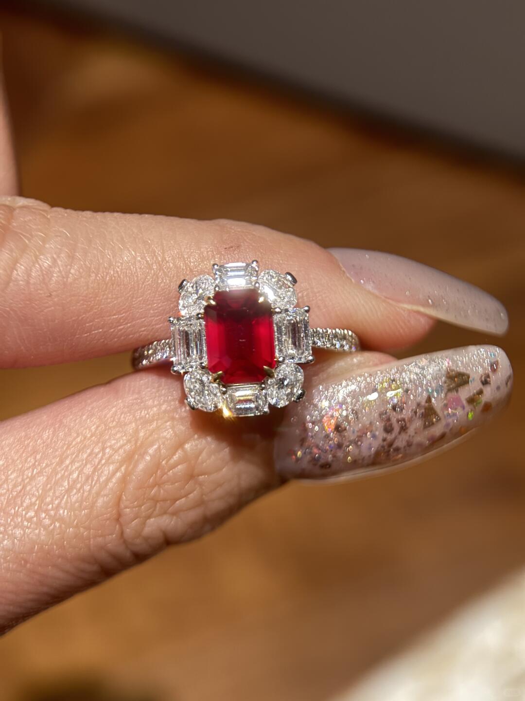 Thanks to the Client Who Can Take a Great Photo Ring