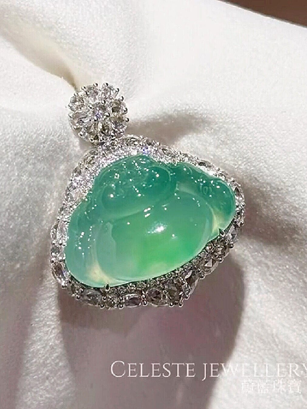 Buddha’s light within, icy jade Buddha pendant necklace