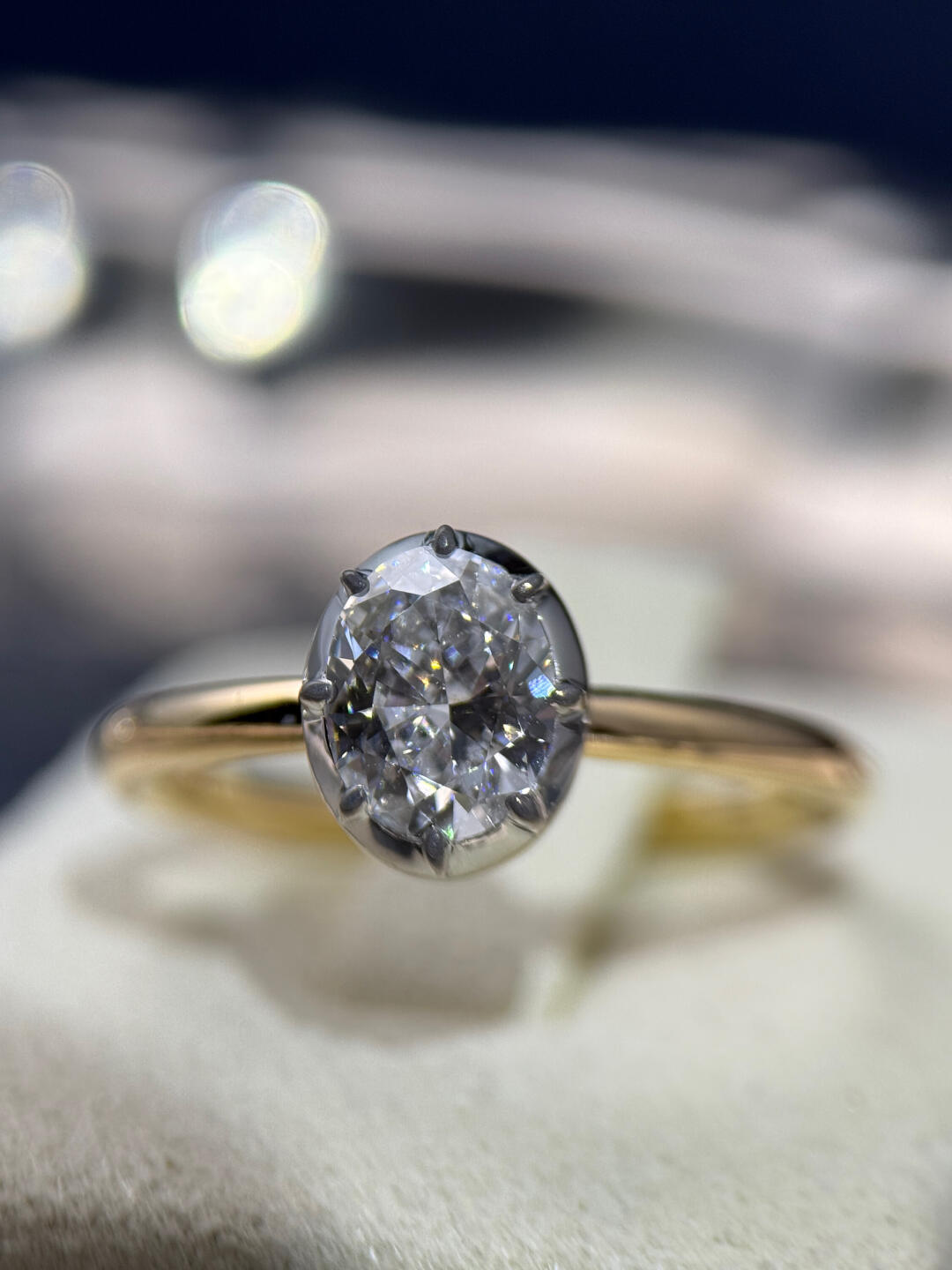 Let diamonds become part of everyday life earrings